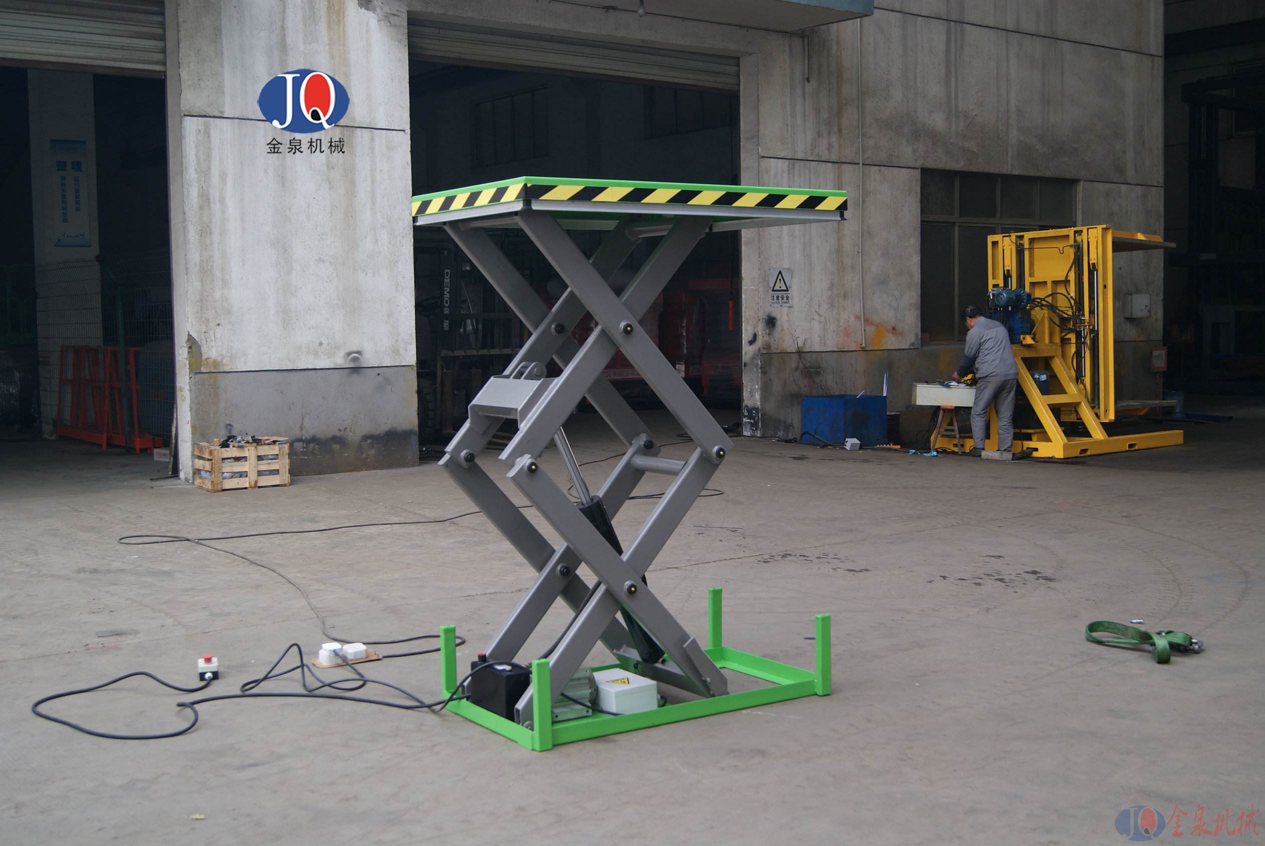 升降平臺 升降平臺